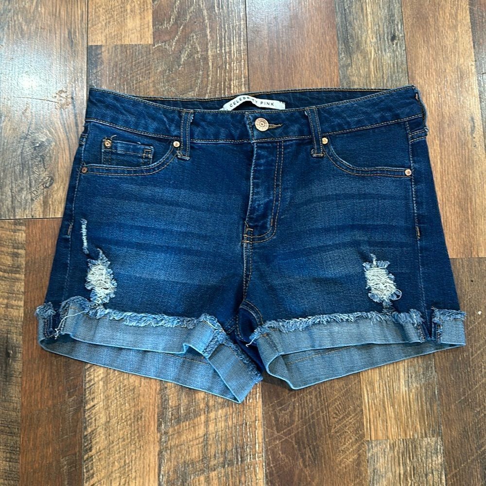 Celebrity pink jorts 7 (700)